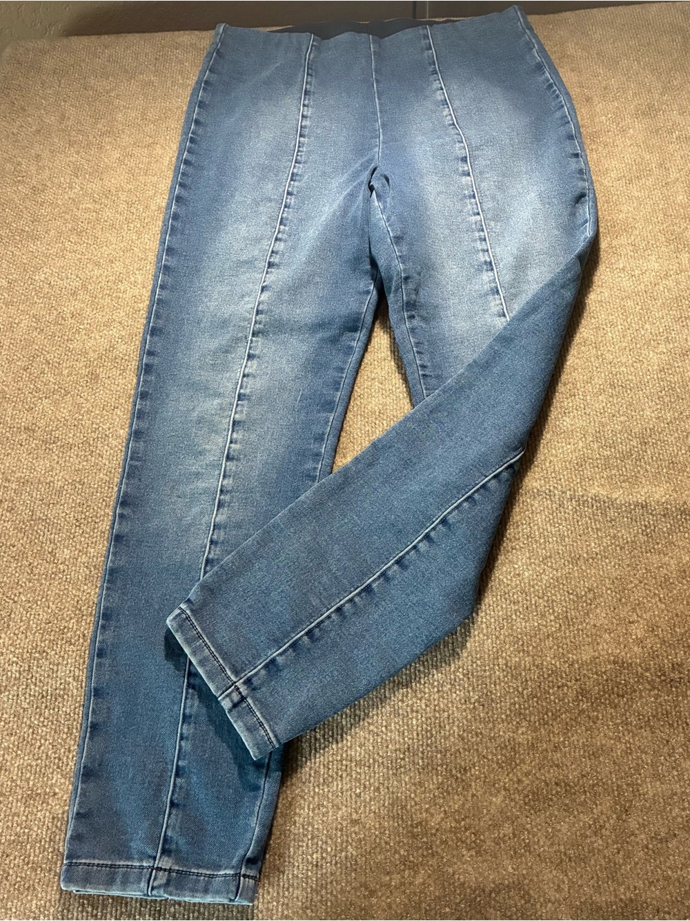 Time and Tru Women’s Medium Blue Skinny Jeans with Front and Back Seam